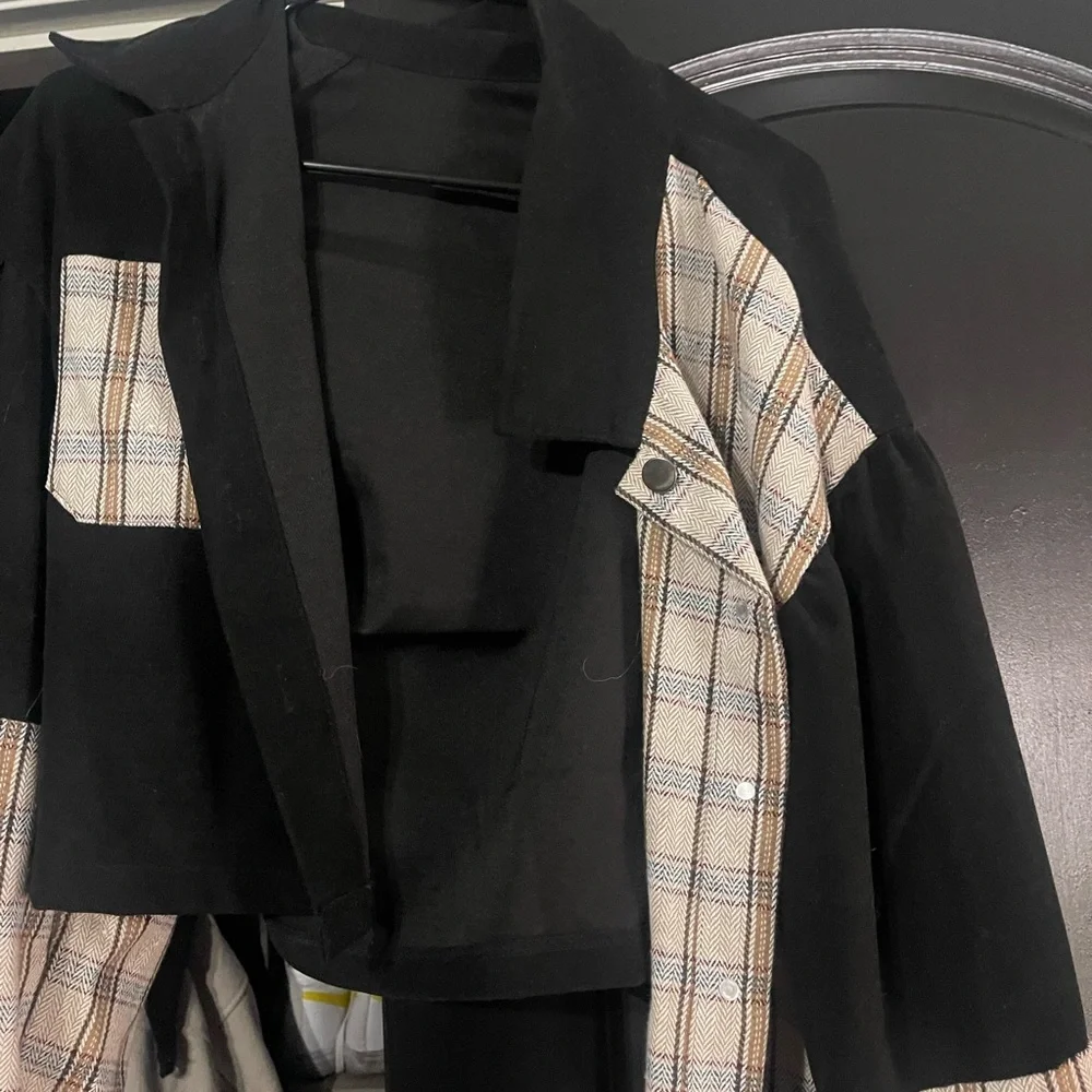 shacket - Picture 1 of 3